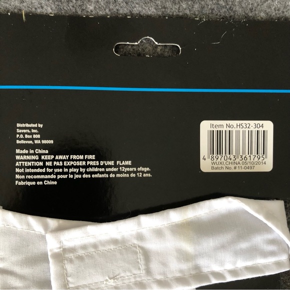 Dog Tuxedo Cuffs and Collar - Super cute set for dressing up your fury friend - Picture 3 of 5